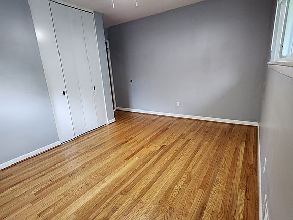 5th image of 1704 Rowland Ave