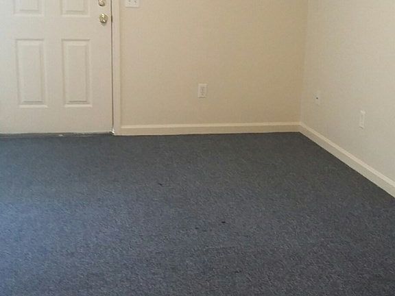 2nd image of 419 Gibson Ln APT 3