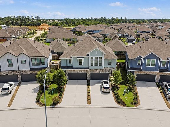 2nd image of 649 Royal Arch Dr
