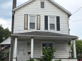 52 Cedar St, Wilkes Barre, PA 18702