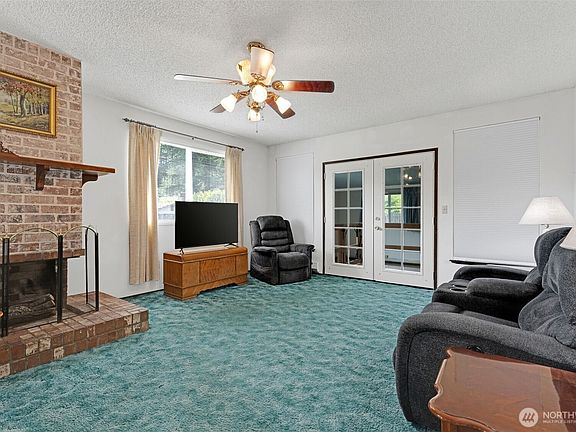 4th image of 10610 - 10608 109th Street SW