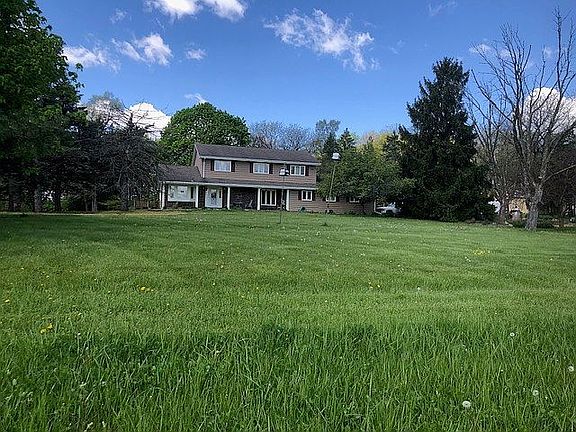 2nd image of 3519 Millstream Rd