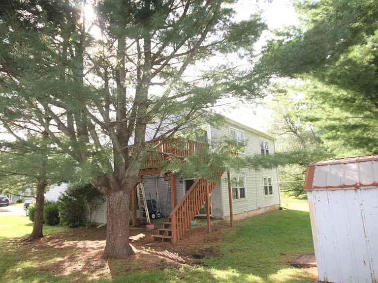 103 Spring House Ln #103 — Photo 2