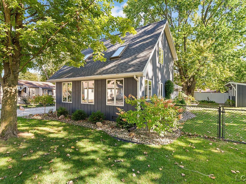 1st image of 3129 Oakshade Dr