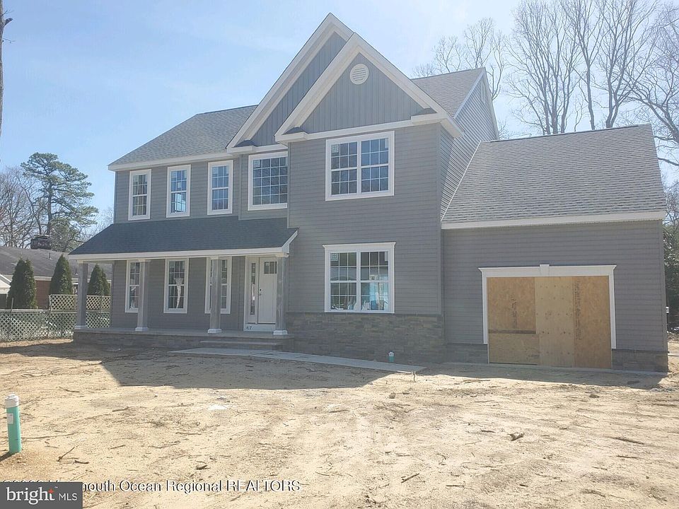 2nd image of 417 Conifer Dr