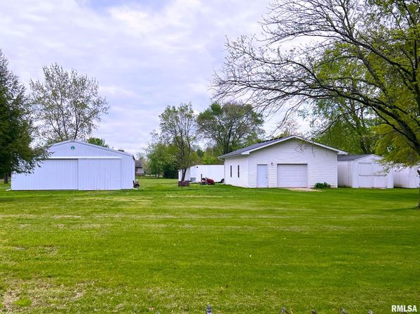 3300 Winch Rd, Springfield, IL 62707