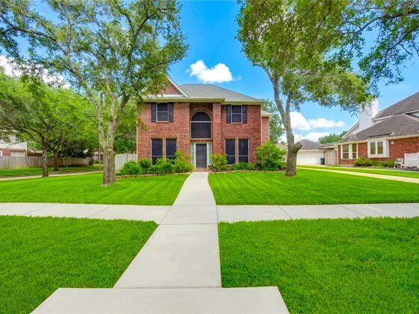 5007 Rebel Ridge Dr, Sugar Land, TX 77478