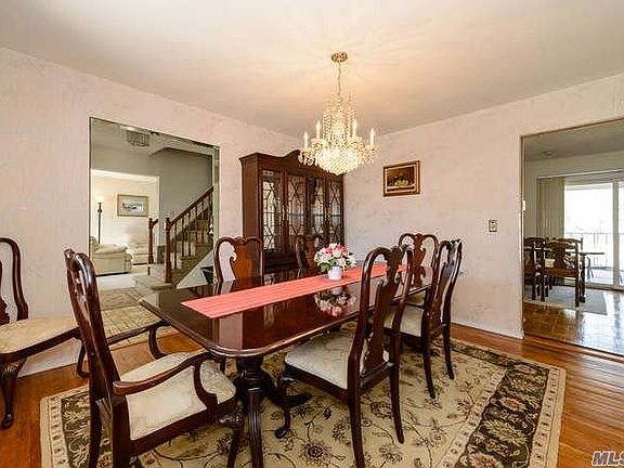 3rd image of 264 Peachtree Dr