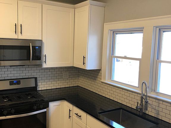 3rd image of 14319 Bayes Ave