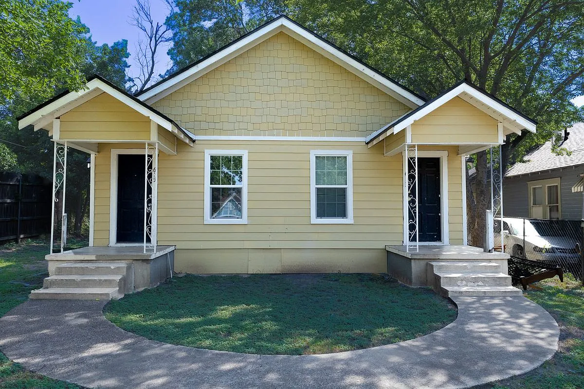 2 bed, 1.0 bath, 900 sqft, $1,250 — Photo 1