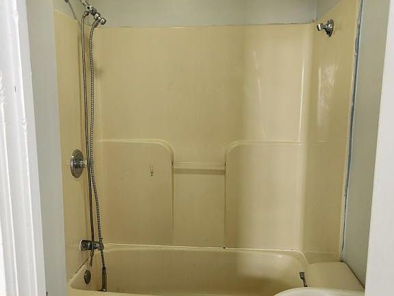 4th image of 212 S Union St APT A