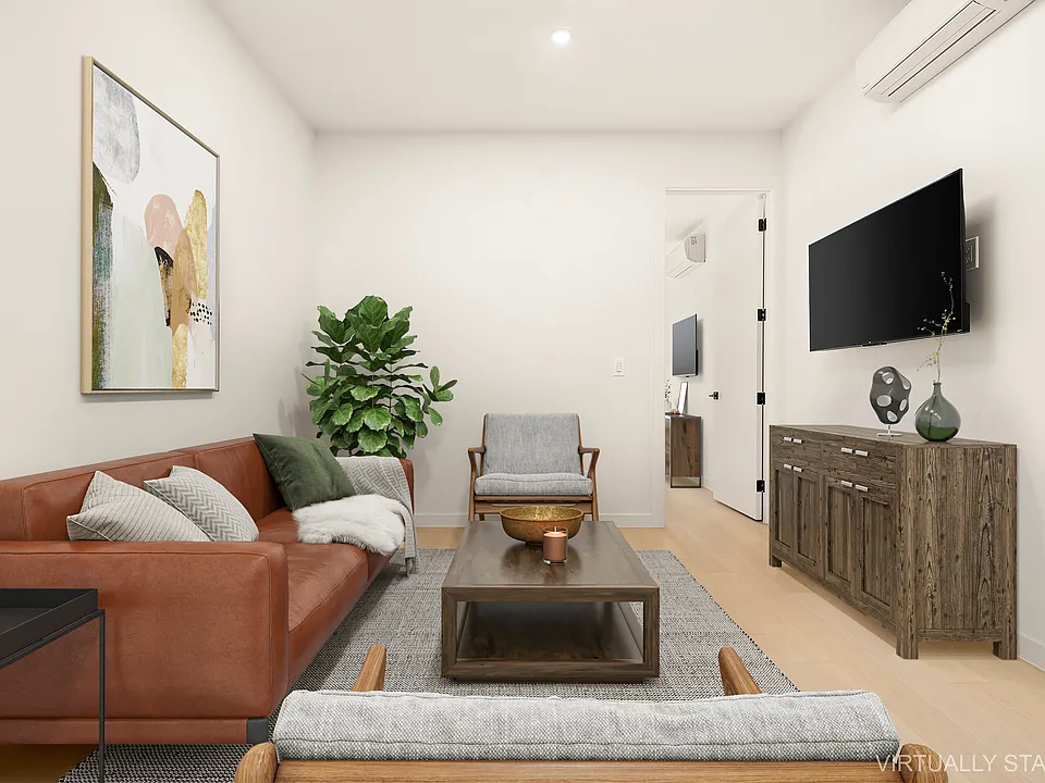 724 Metropolitan Ave #2L