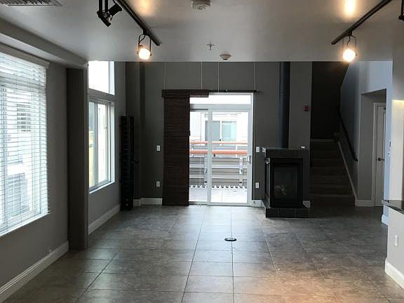 4th image of 7033 E Main St Ste A204
