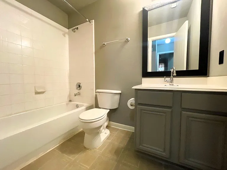1410 Danby Heath Ln — Photo 15