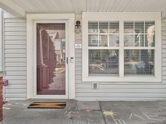 4th image of 412 Flintlock Ct