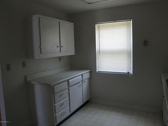 5th image of 6459 N Ballejo Ct