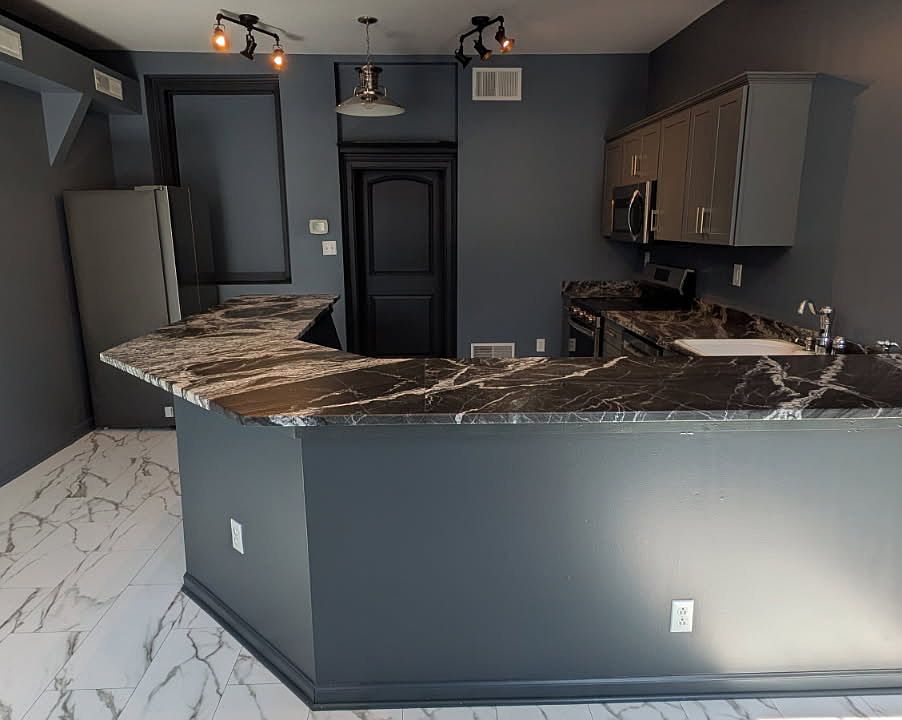 Kitchen/Bar with Granite Bar Top.