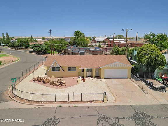 2nd image of 168 Yuma Dr