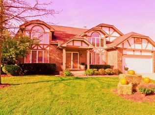133 W Reading Ct, Palatine, IL 60067
