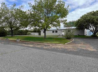 420 N Ephrata St, Connell, WA 99326