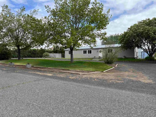 420 N Ephrata St, Connell, WA 99326