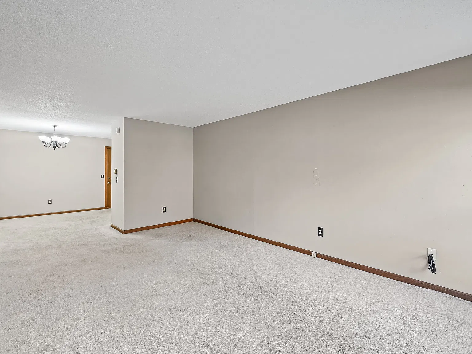 1 bed, 726 sqft, $1,750 — Photo 4