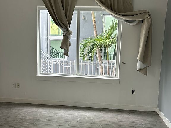 3rd image of 620 Michigan Ave APT 3