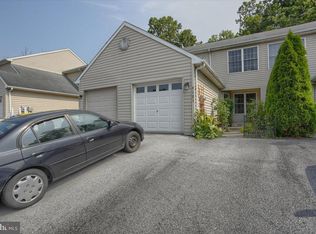 9121 Joyce Ln, Hummelstown, PA 17036