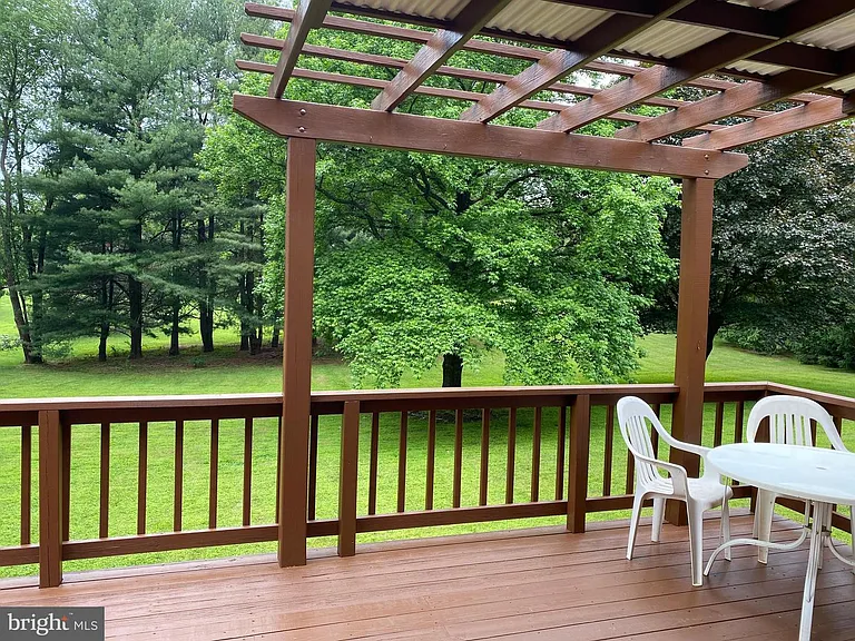 330 River Bend Rd — Photo 15