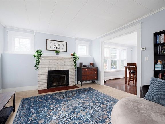 4th image of 310 Brett St