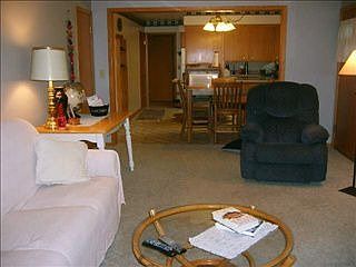 4th image of 108 Parkview Dr