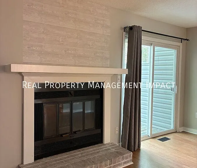 4 Willow Bridge Dr — Photo 23