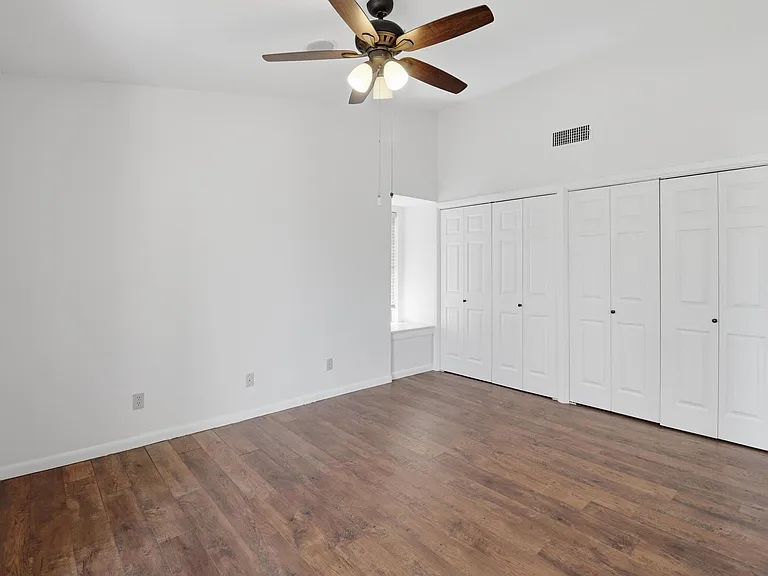 100 Bay Point Dr #3 — Photo 10