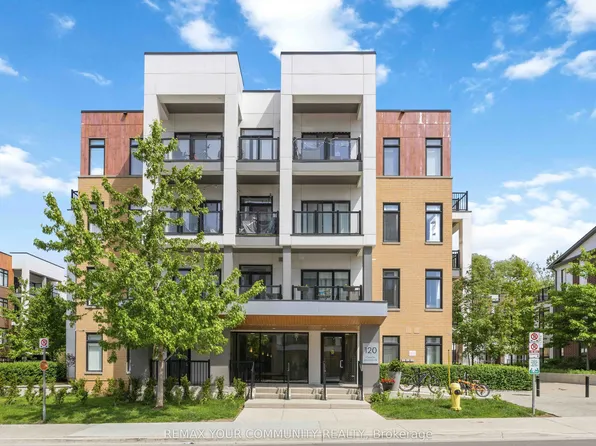 120 Canon Jackson Dr, Toronto, ON