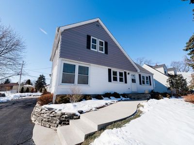 4365 S 45th St, Greenfield, WI, 53220