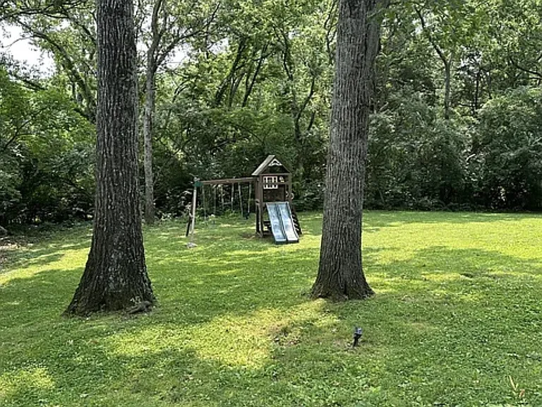 620 Royal Oaks Pl — Photo 12