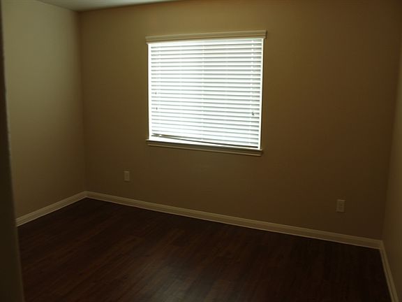 5th image of 19251 Lakota Dr