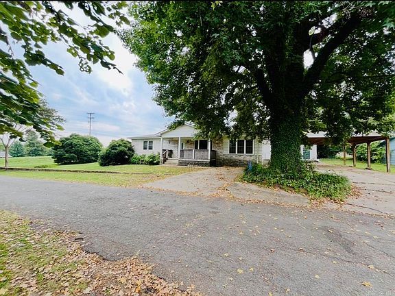 3rd image of 155 Edwards St