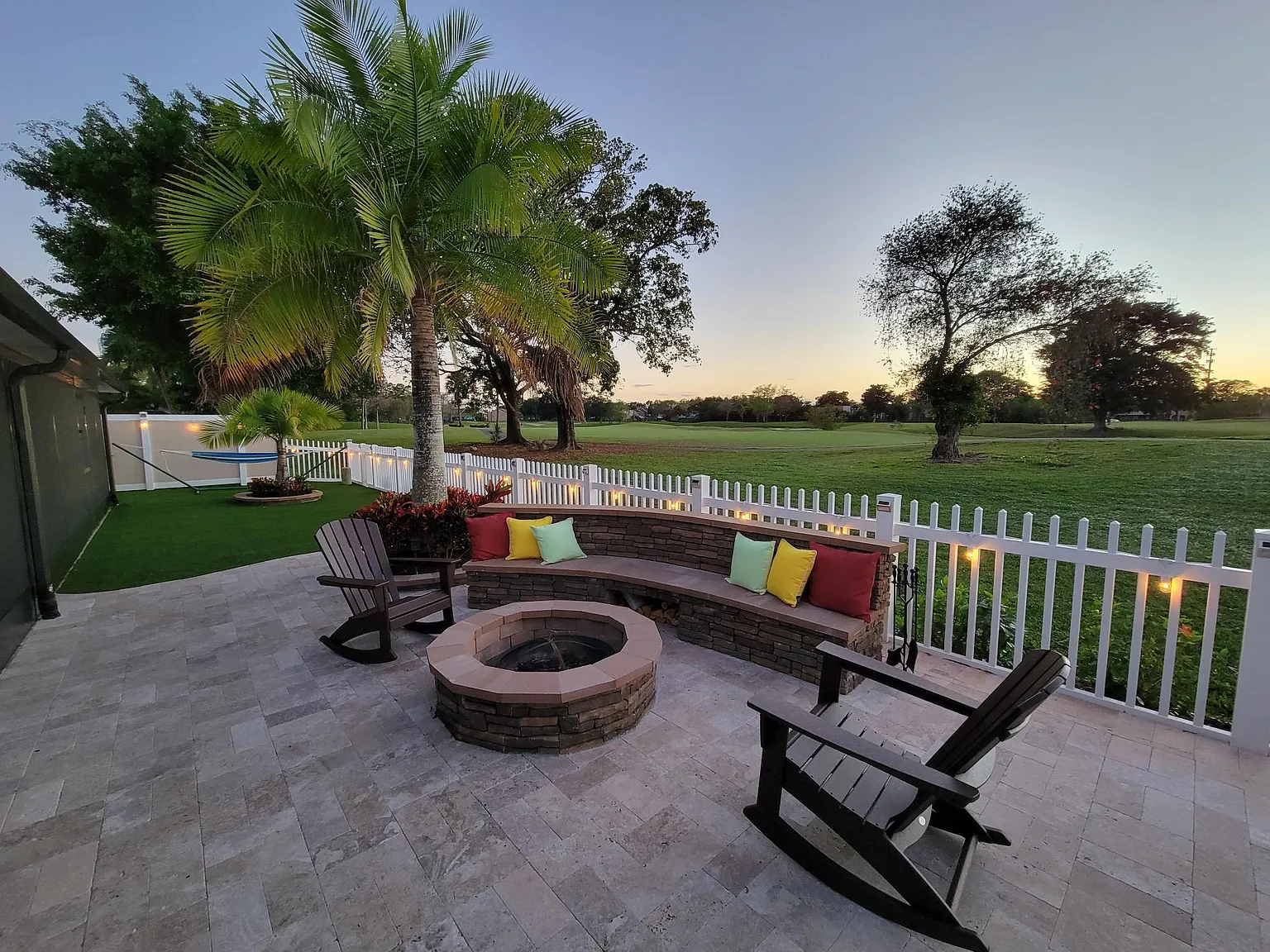 4 bed, 2.5 bath, 2672 sqft, $4,900 — Photo 2