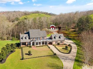 956 McDonald Rd, Dahlonega, GA 30533