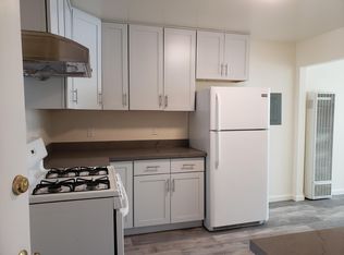 872 Park Dr #1, Mountain View, CA 94040