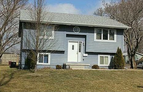 1st image of 1315 Lewis Ave