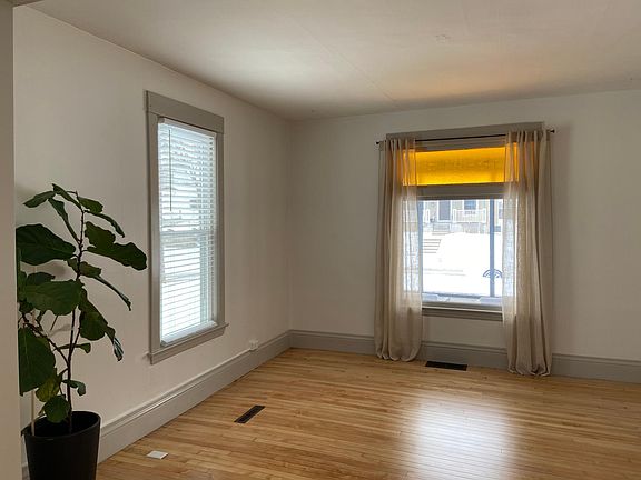 2nd image of 2338 Fillmore St NE #1