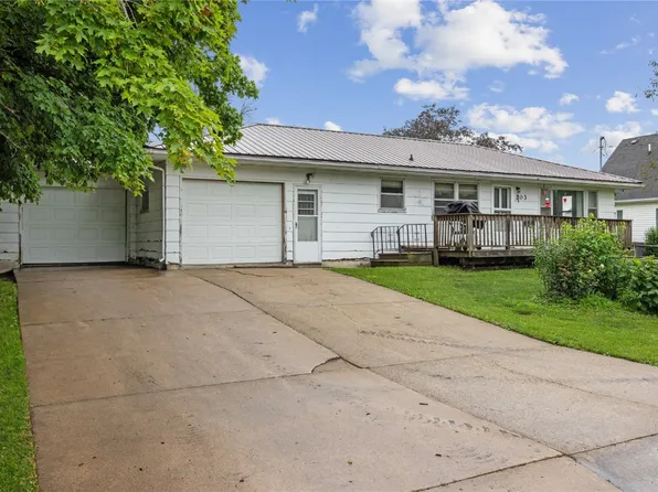 203 Vine St, Morley, IA 52312