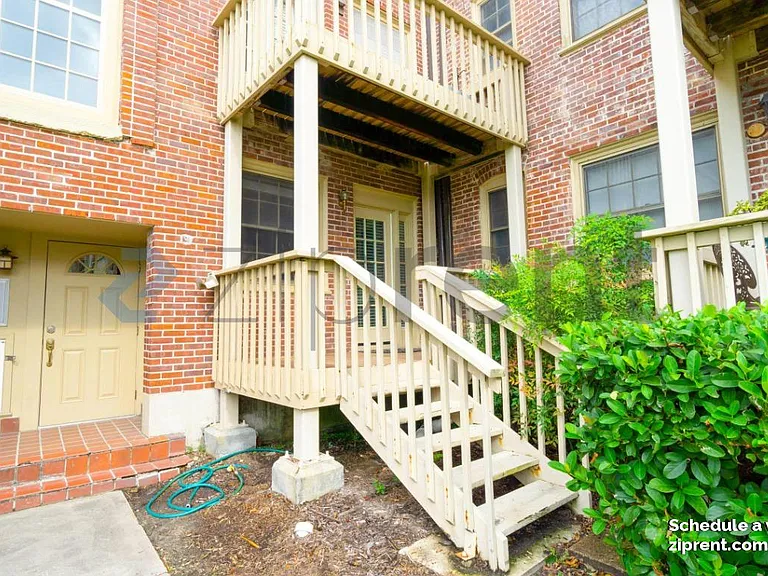 815 Lasalle St — Photo 13