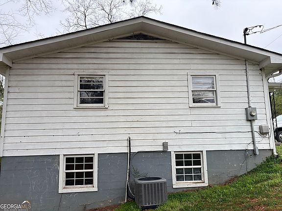 5th image of 309 Crest Dr