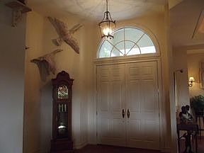 3rd image of 557 Eagle Creek Dr