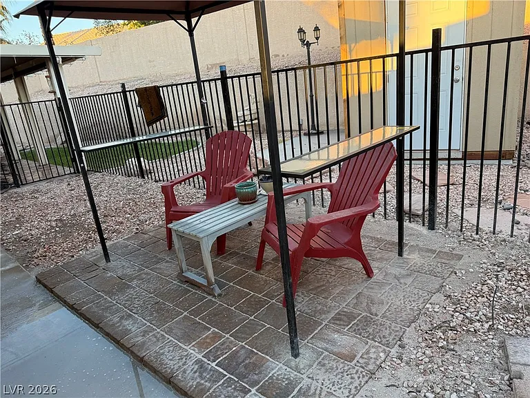 2749 Canarsy Ct #2B — Photo 30