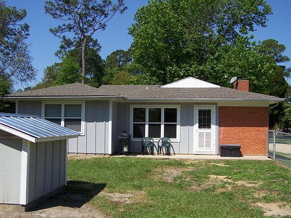 3rd image of 9308 Woodland Dr