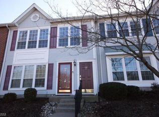 62 Edward Dr #310, Franklin Park, NJ 08823